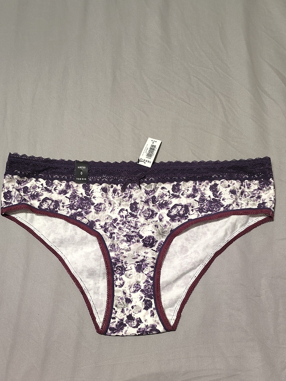 Torrid Hipster Panty Size 0 Purple And White Floral With Lace Trim